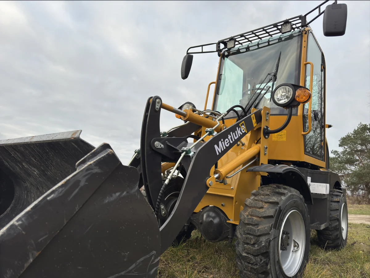 Kompakt-Radlader 2,5t