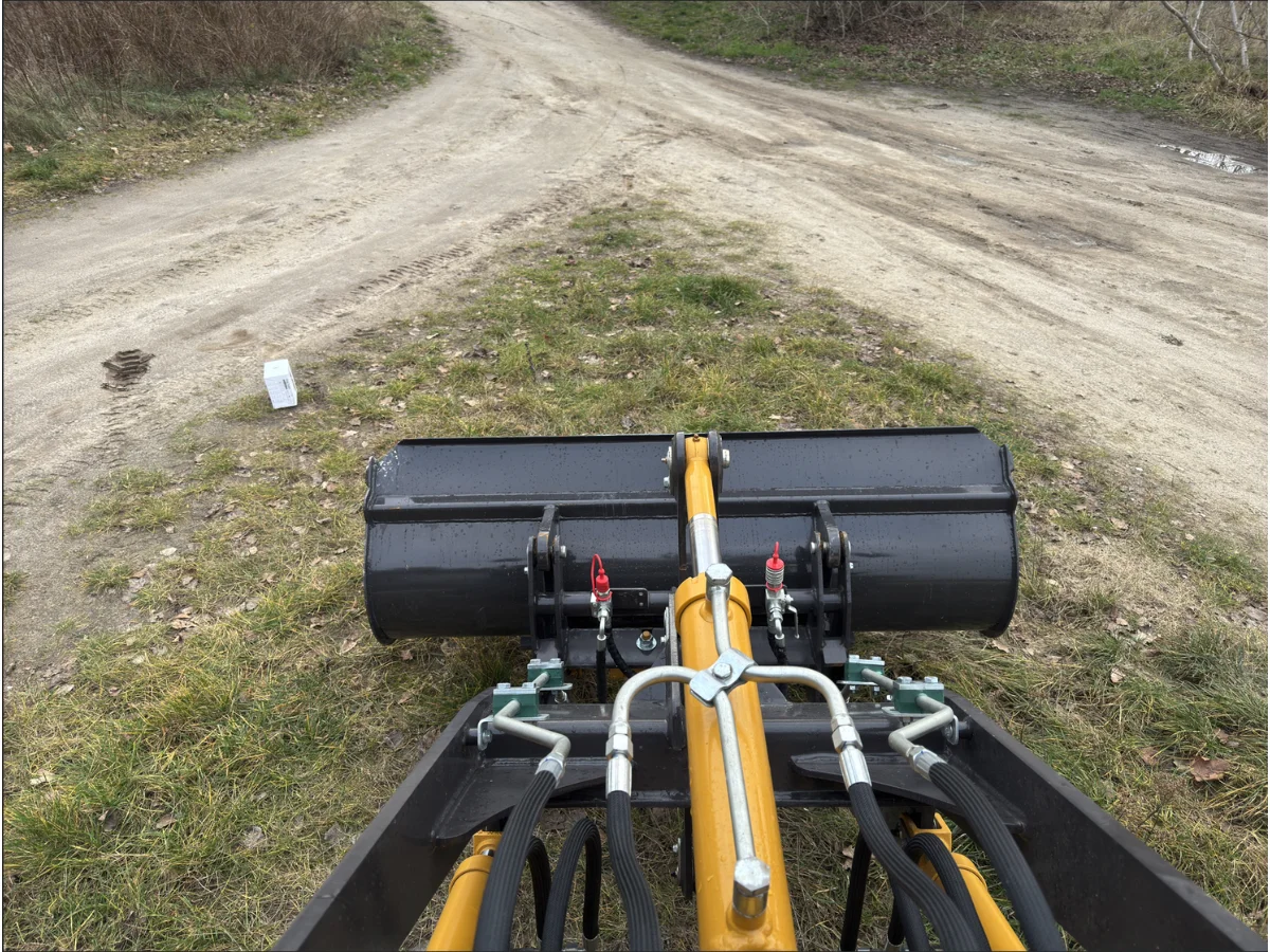 Kompakt-Radlader 2,5t - Thumbnail 5